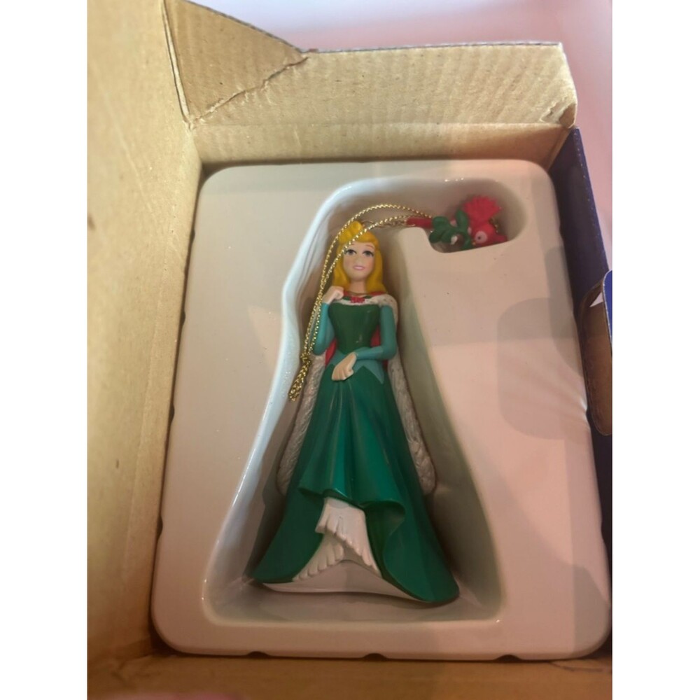 Disney’s Aurora Presidents Edition Vintage Sleeping Beauty Ornament 1997
